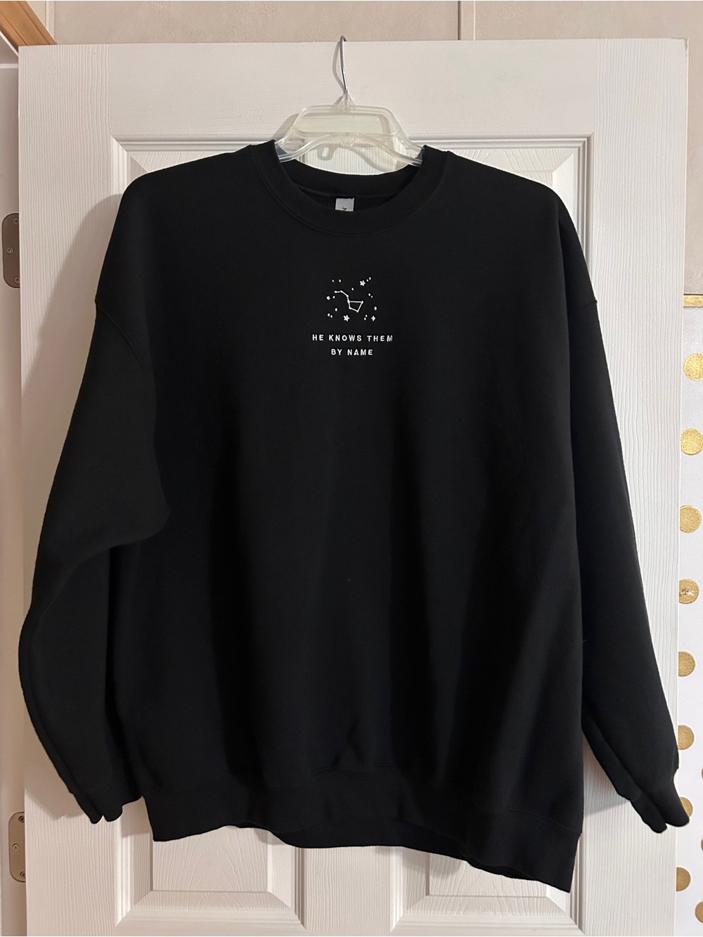 Black Graphic Crewneck Sweatshirt - He Knows Them By Name